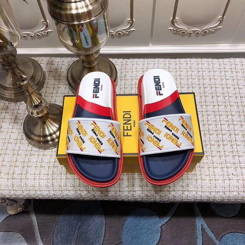 Mixed Brand Slippers Unisex ID:202004a129